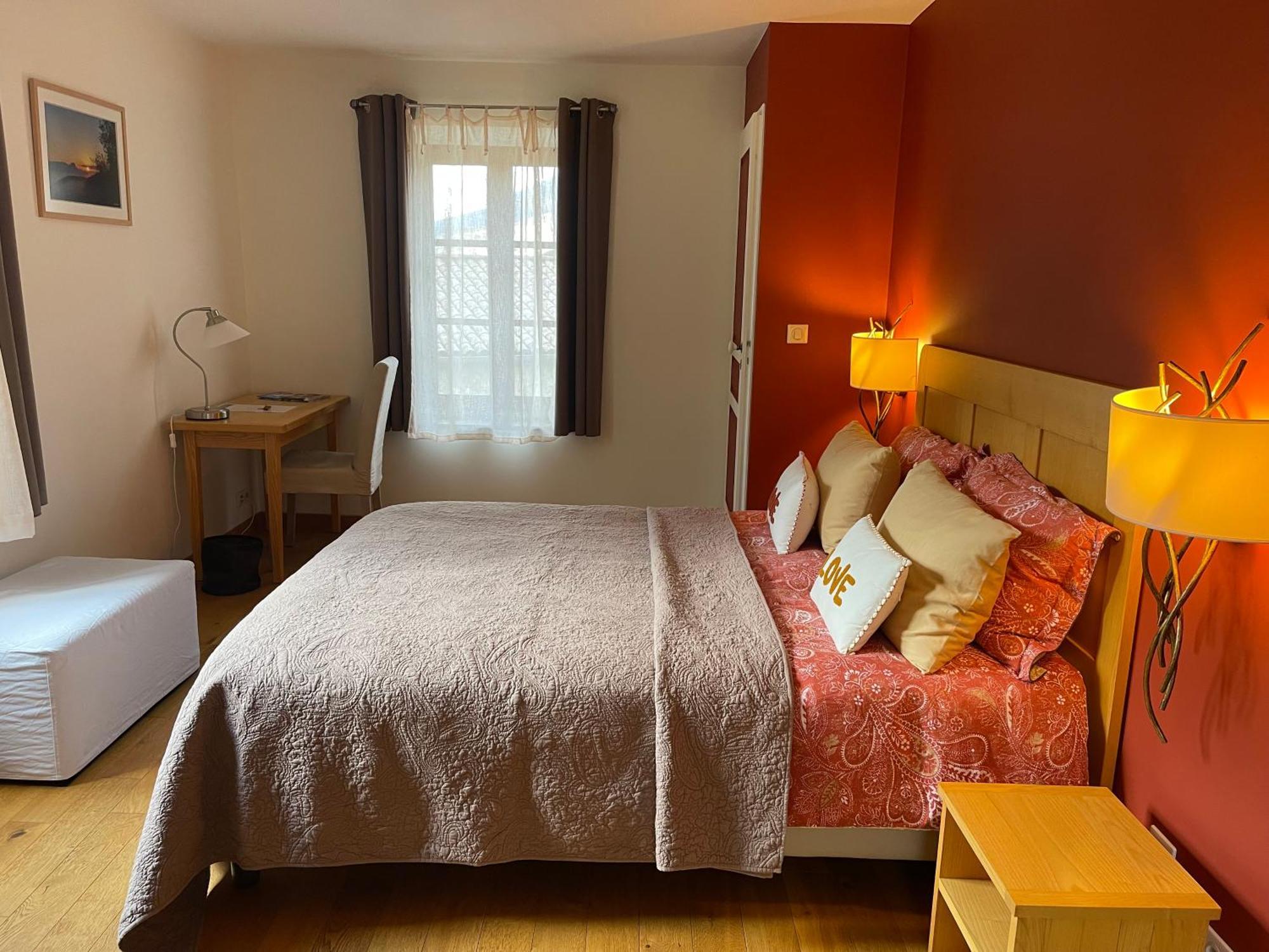 Entre Terre Et Ciel Bed and Breakfast Rémuzat Eksteriør billede